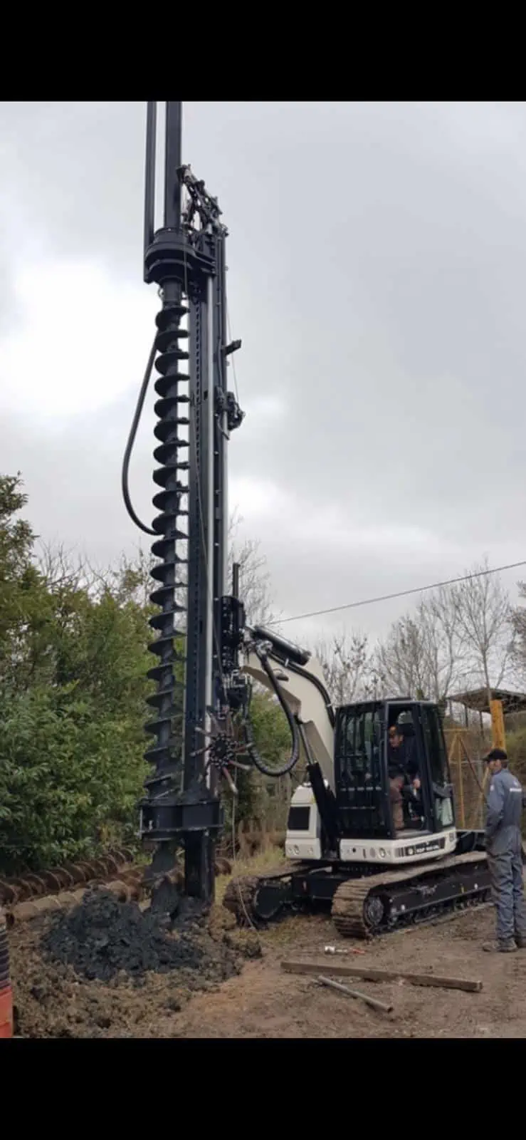 mini piling working
